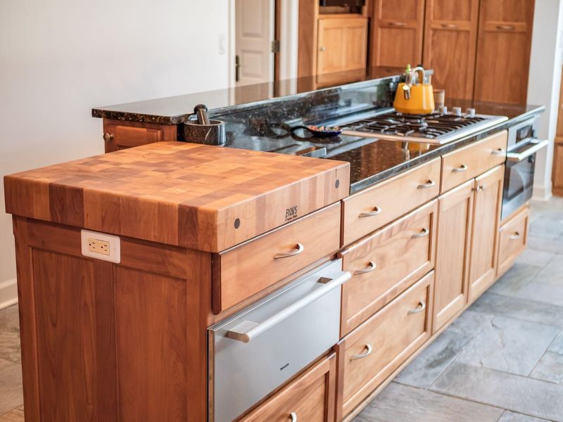 2484 Danvers Court, Columbus, OH 43220 Photo 36