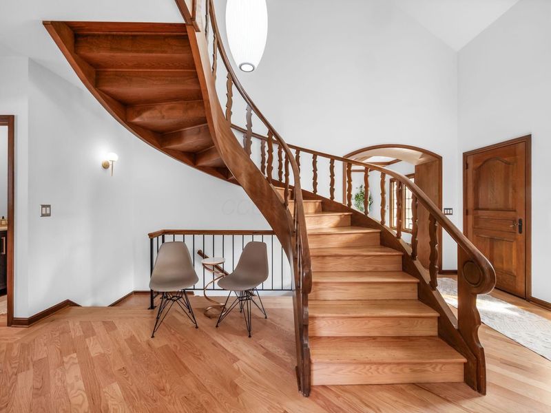 2484 Danvers Court, Columbus, OH 43220 Photo 48