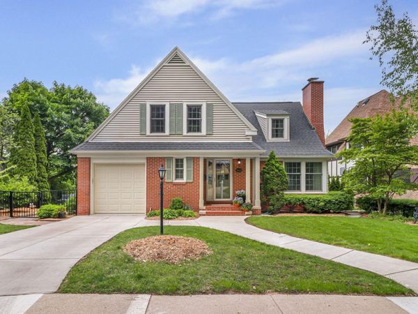 3618 Spring Trail, Madison, WI 53711