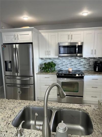 18 Hamlin Ct, Lehigh Acres, FL 33936 Photo