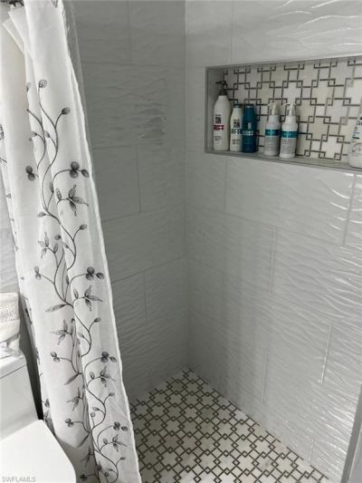 18 Hamlin Ct, Lehigh Acres, FL 33936 Photo