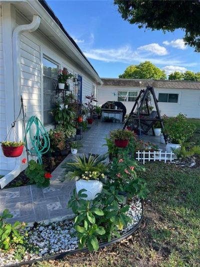 18 Hamlin Ct, Lehigh Acres, FL 33936 Photo
