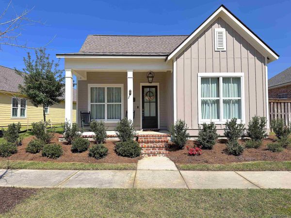 4051 Memorial Square, Zachary, LA 70791