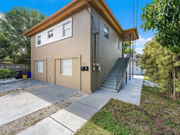 940 Charles St, West Palm Beach, FL 33401