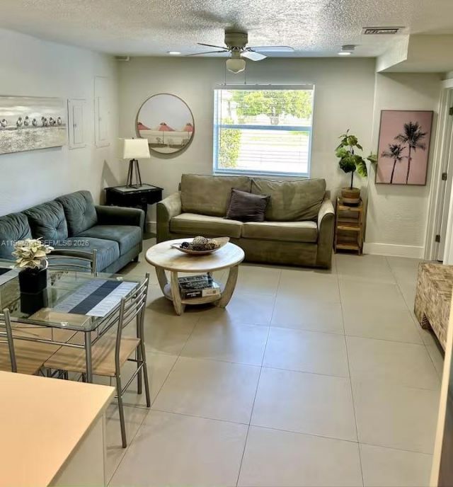 940 Charles St , West Palm Beach, FL 33401 Photo