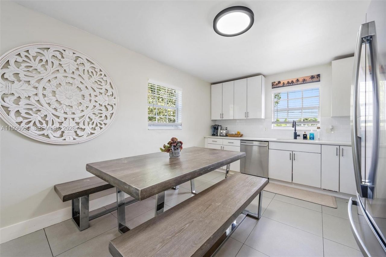 940 Charles St, West Palm Beach, FL 33401 Photo