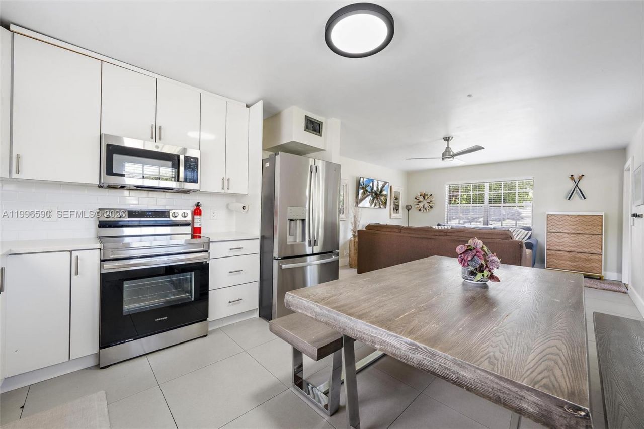 940 Charles St, West Palm Beach, FL 33401 Photo