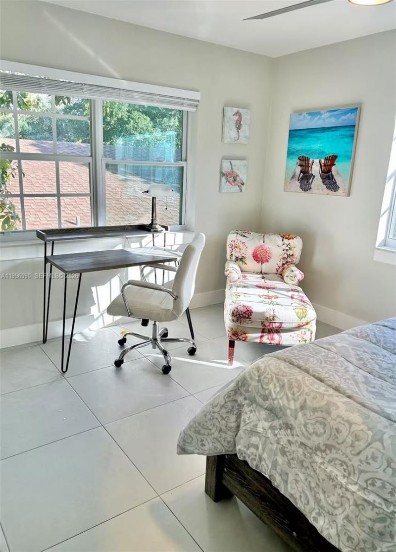 940 Charles St , West Palm Beach, FL 33401 Photo