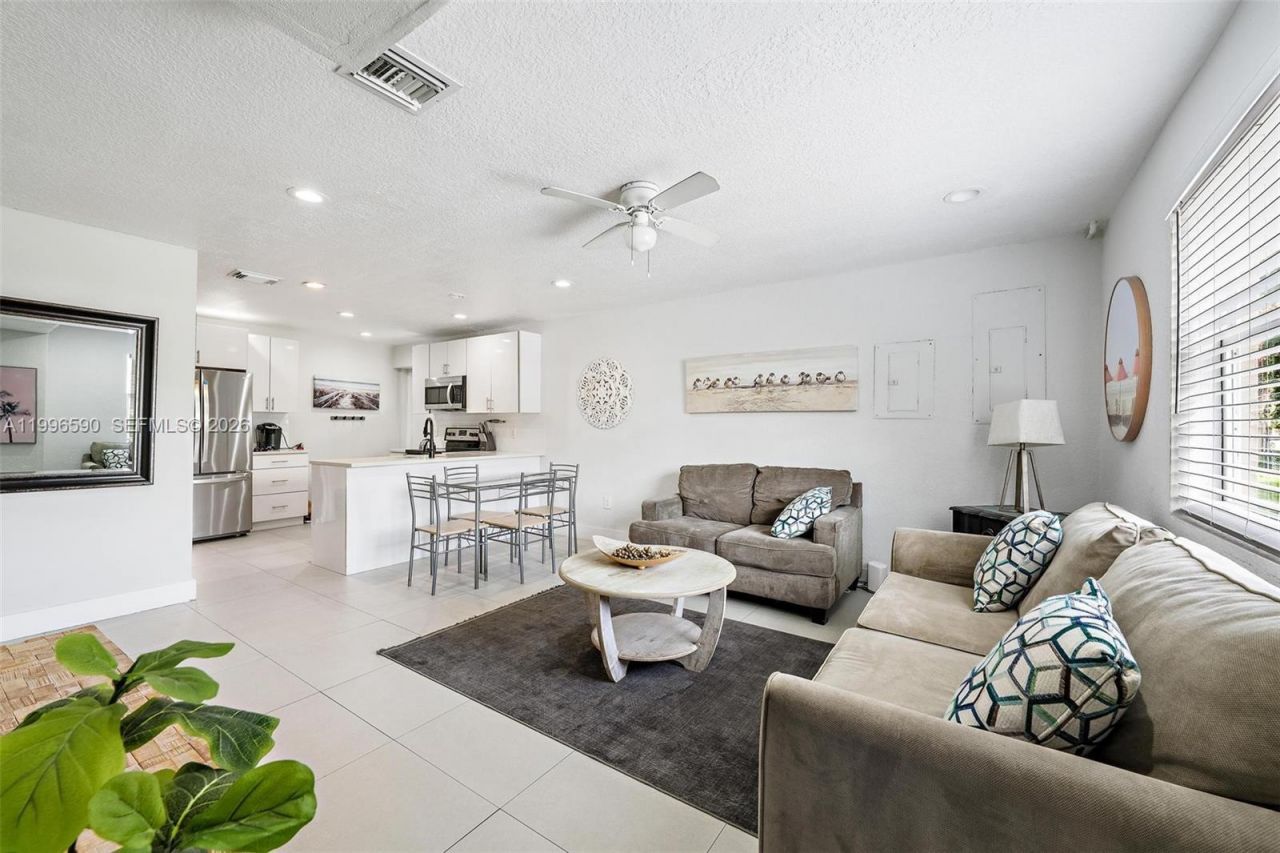 940 Charles St, West Palm Beach, FL 33401 Photo