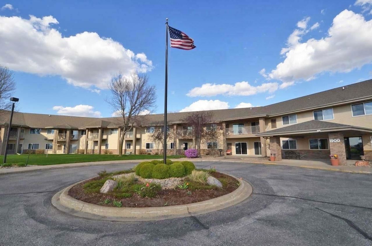 1900 4th Ave. Sw, Unit 218, Spencer, IA 51301 Main Photo