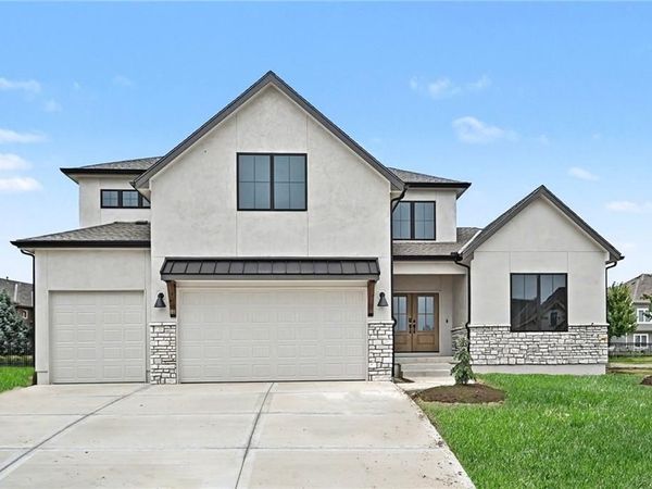 3014 NE 102nd Street, Kansas City, MO 64155
