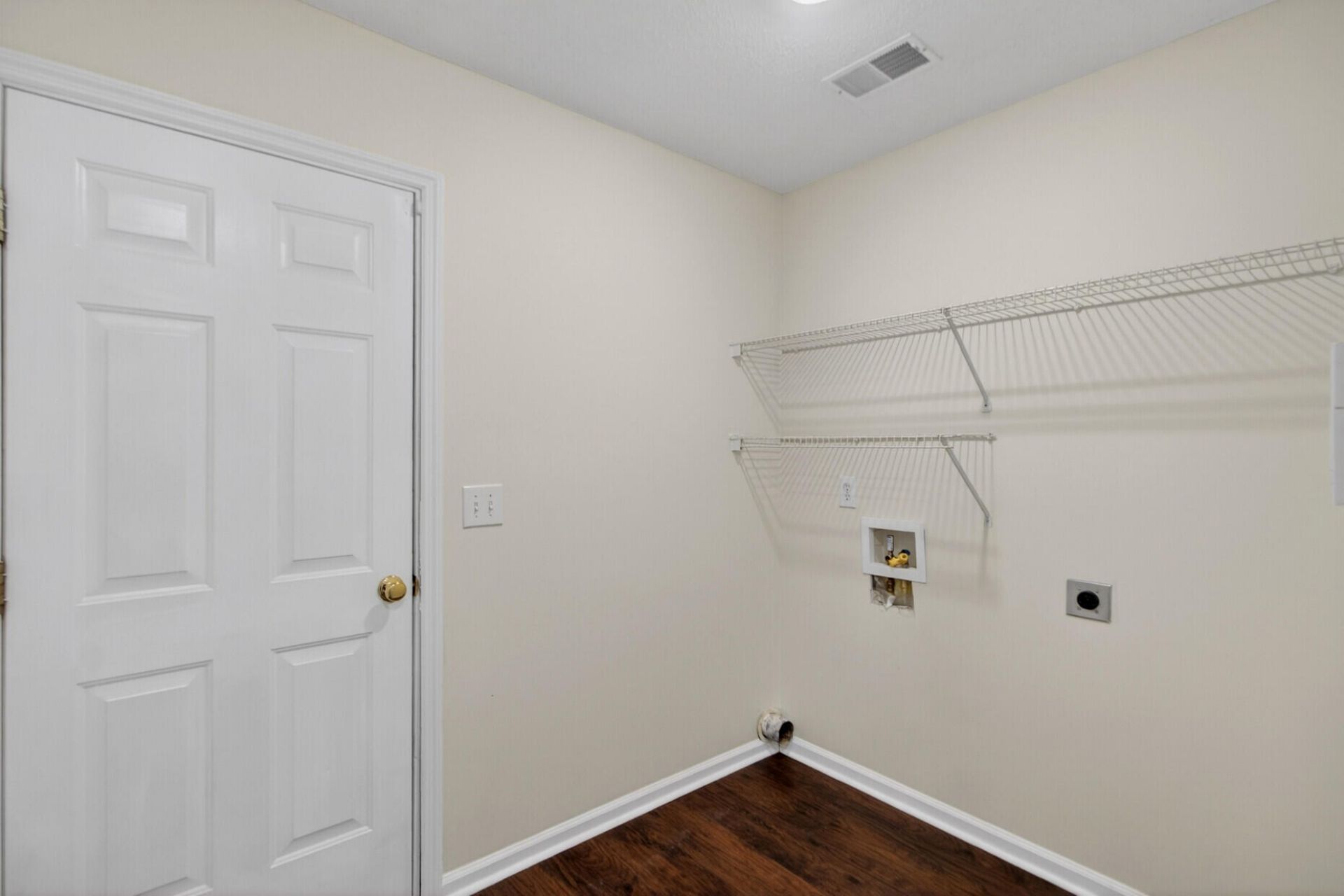 246 2 Pond Loop Photo 17