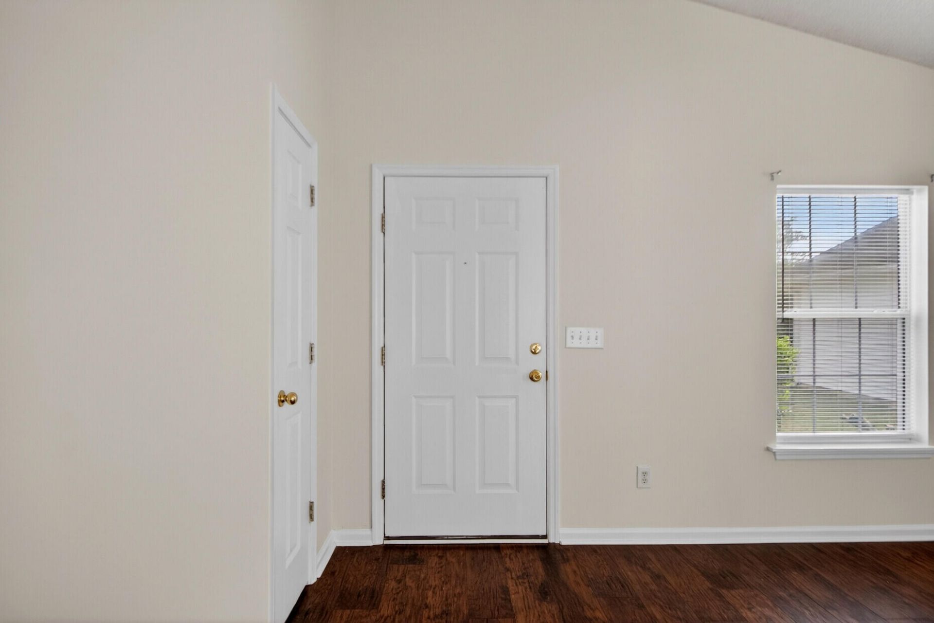 246 2 Pond Loop Photo 7