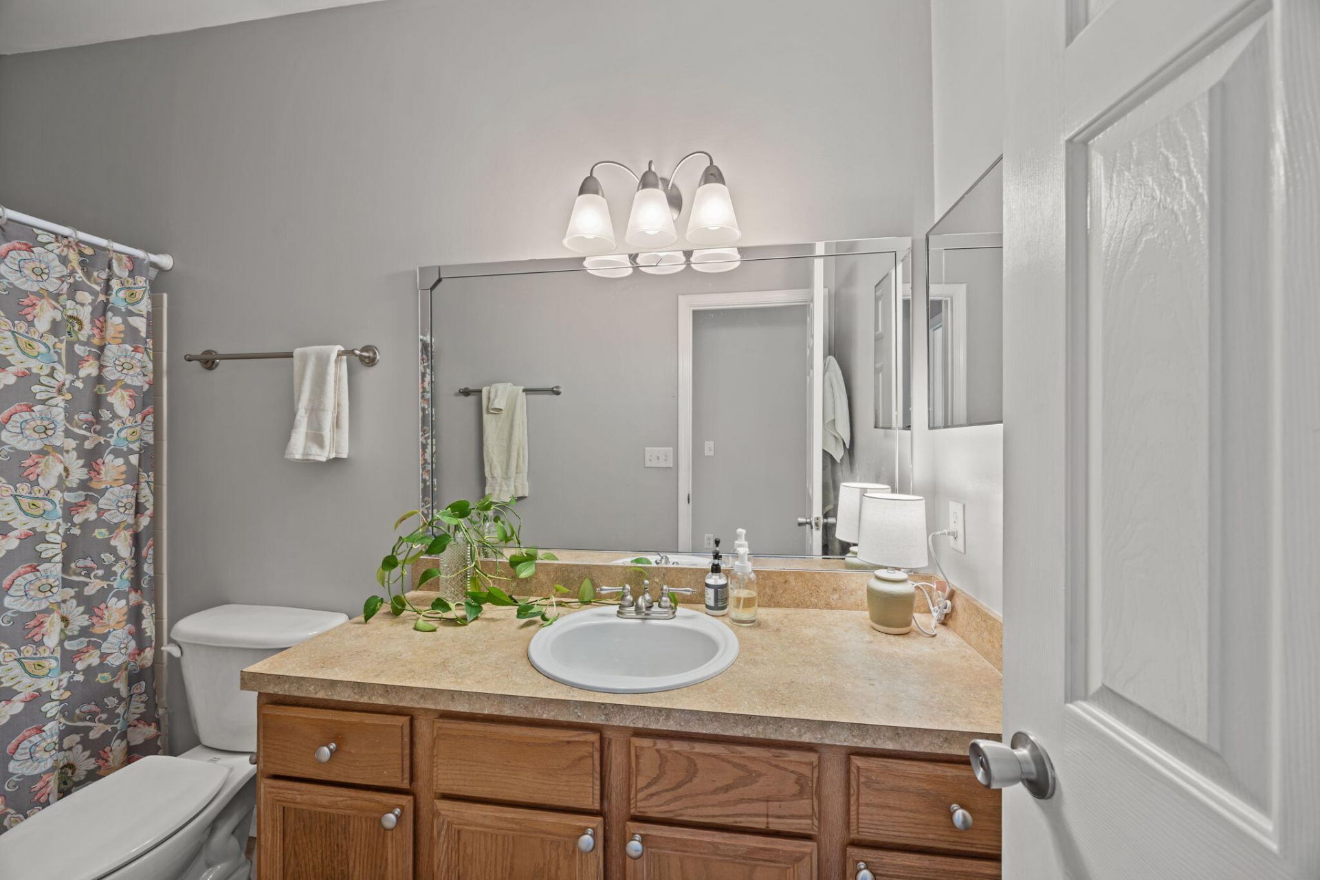 45 Sycamore Avenue Photo 16