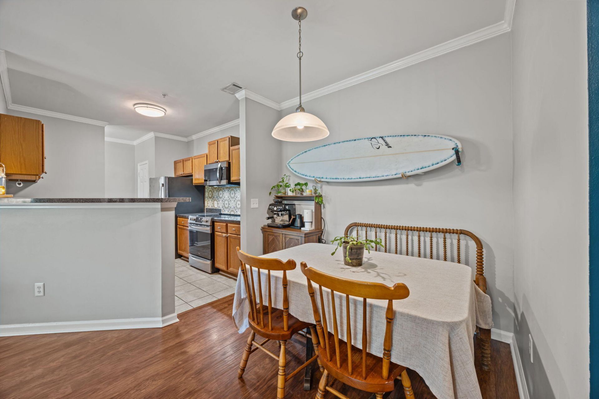 45 Sycamore Avenue Photo 8