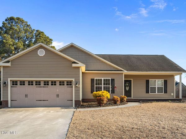 382 Bannermans Mill Road , Richlands, NC 28574