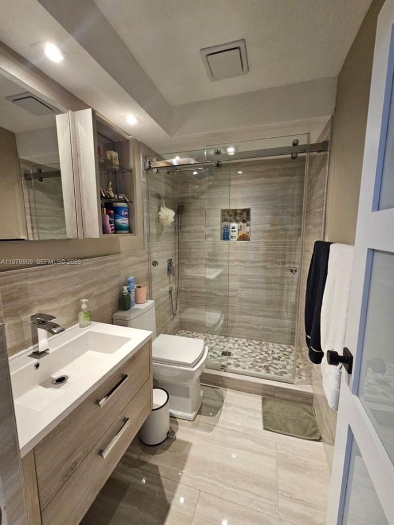 15180 SW 170th Ter, Miami, FL 33187 Photo