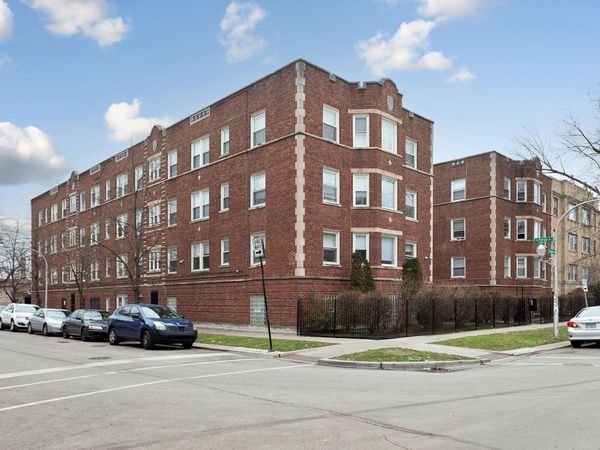 7383 N Damen Avenue , Unit 2W, Chicago, IL 60645