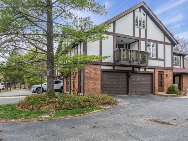 1066 Shermer Road , Unit 1066, Glenview, IL 60025