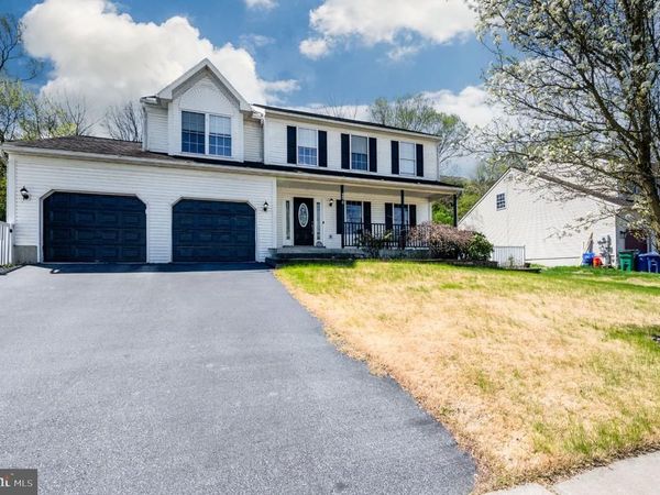 4870 DUNHAM DRIVE , READING, PA 19606