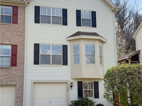 425 Georgetown Ct, Seven Fields, PA 16046
