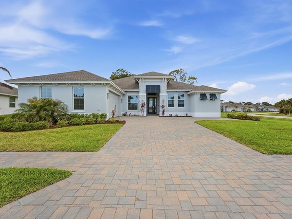 6391 High Pointe Circle, Vero Beach, FL 32967