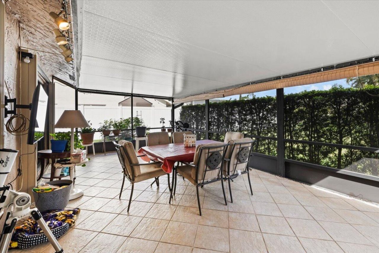 9615 Sun Pointe Drive, Boynton Beach, FL 33437 Photo