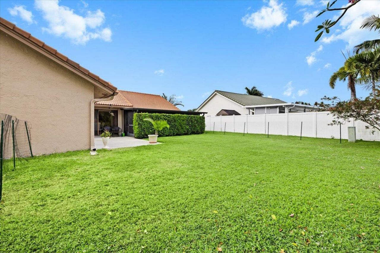 9615 Sun Pointe Drive, Boynton Beach, FL 33437 Photo