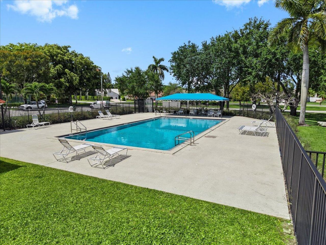 9615 Sun Pointe Drive, Boynton Beach, FL 33437 Photo