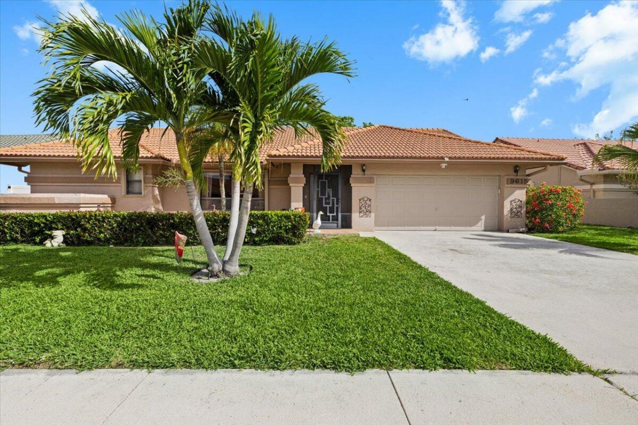 9615 Sun Pointe Drive, Boynton Beach, FL 33437 Photo