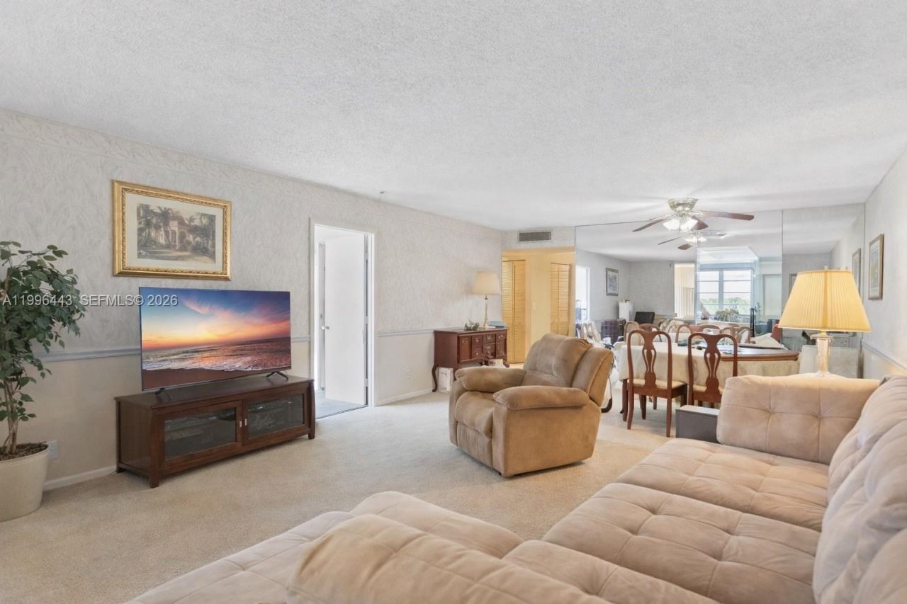 7640 NW 18th St , Unit 104, Margate, FL 33063 Photo