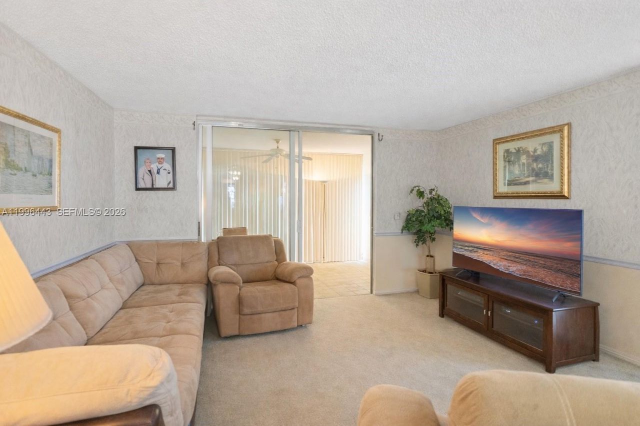 7640 NW 18th St , Unit 104, Margate, FL 33063 Photo