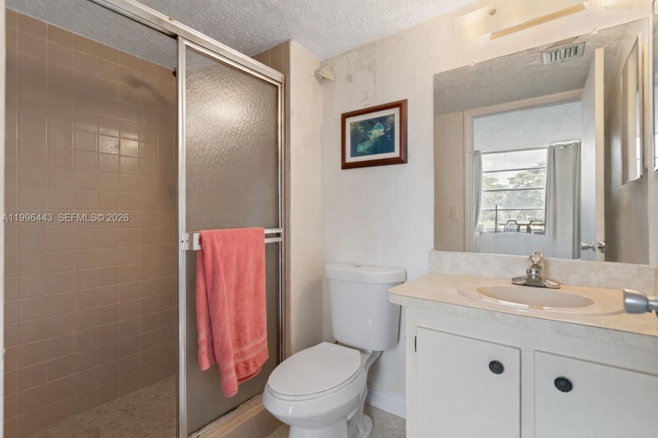 7640 NW 18th St , Unit 104, Margate, FL 33063 Photo