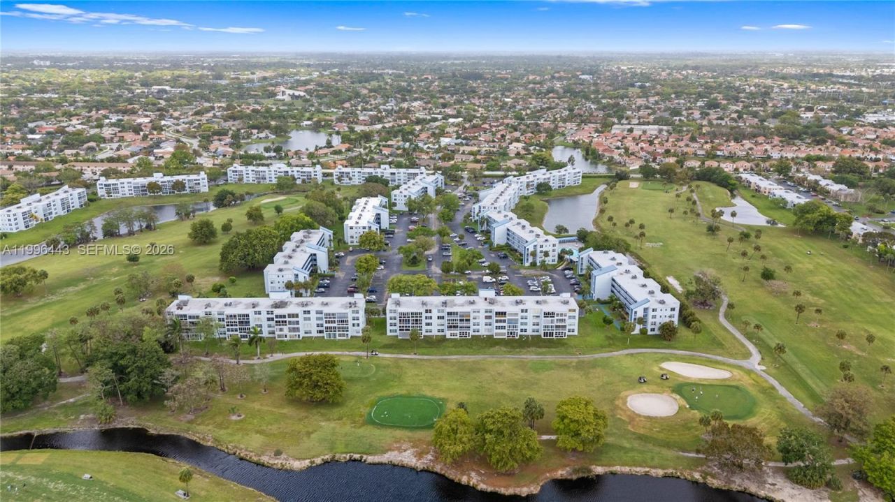 7640 NW 18th St , Unit 104, Margate, FL 33063 Photo