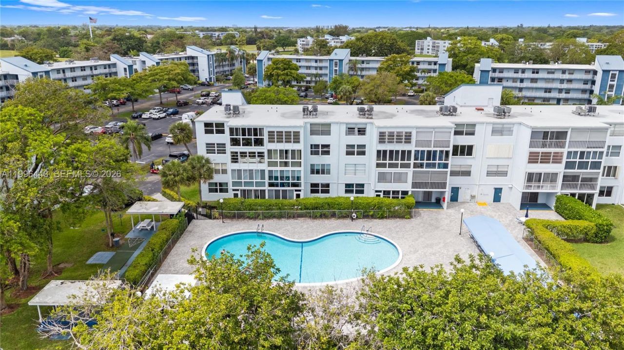 7640 NW 18th St , Unit 104, Margate, FL 33063 Photo