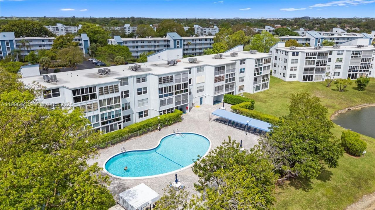 7640 NW 18th St , Unit 104, Margate, FL 33063 Photo