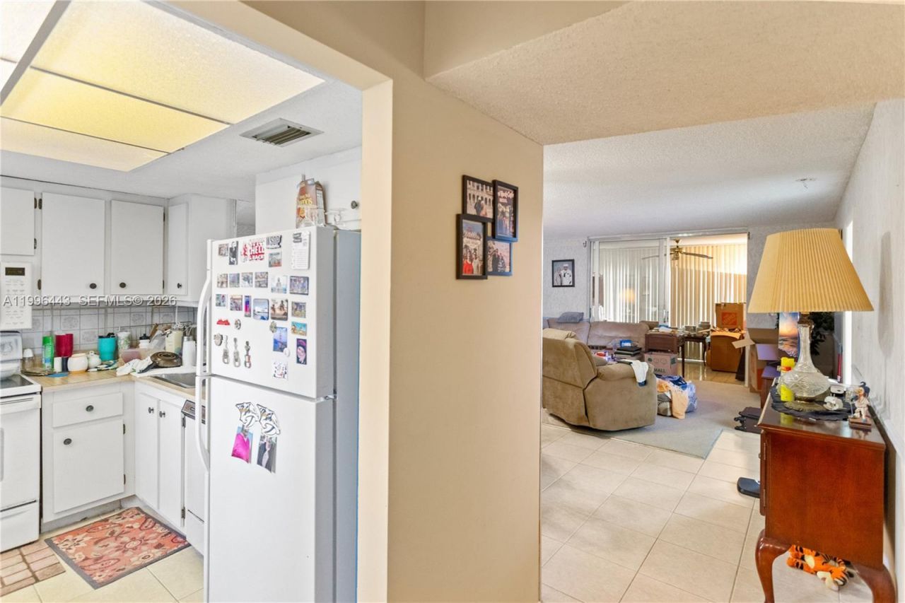 7640 NW 18th St , Unit 104, Margate, FL 33063 Photo