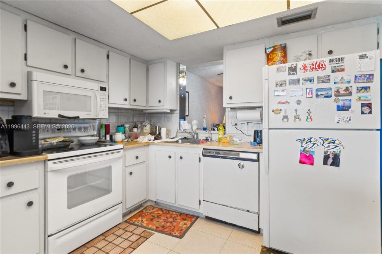 7640 NW 18th St , Unit 104, Margate, FL 33063 Photo