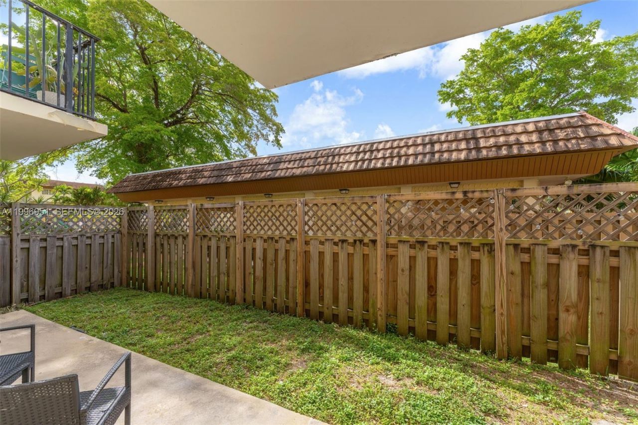 8500 SW 109th Ave, Unit 6-114, Miami, FL 33173 Photo