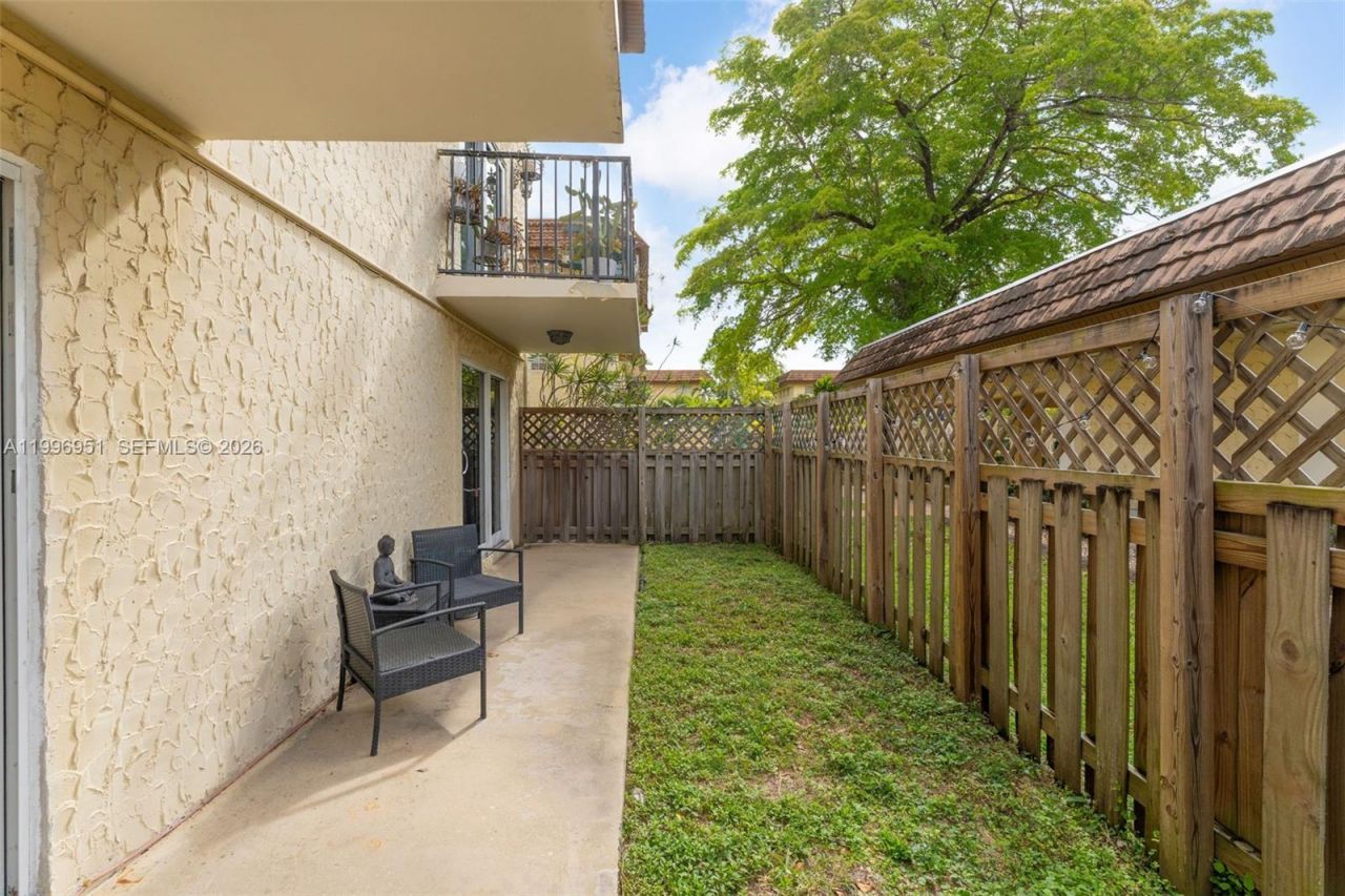 8500 SW 109th Ave, Unit 6-114, Miami, FL 33173 Photo