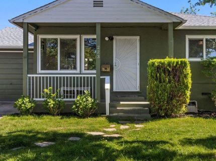 223 Price Way, Folsom, CA 95630 Photo