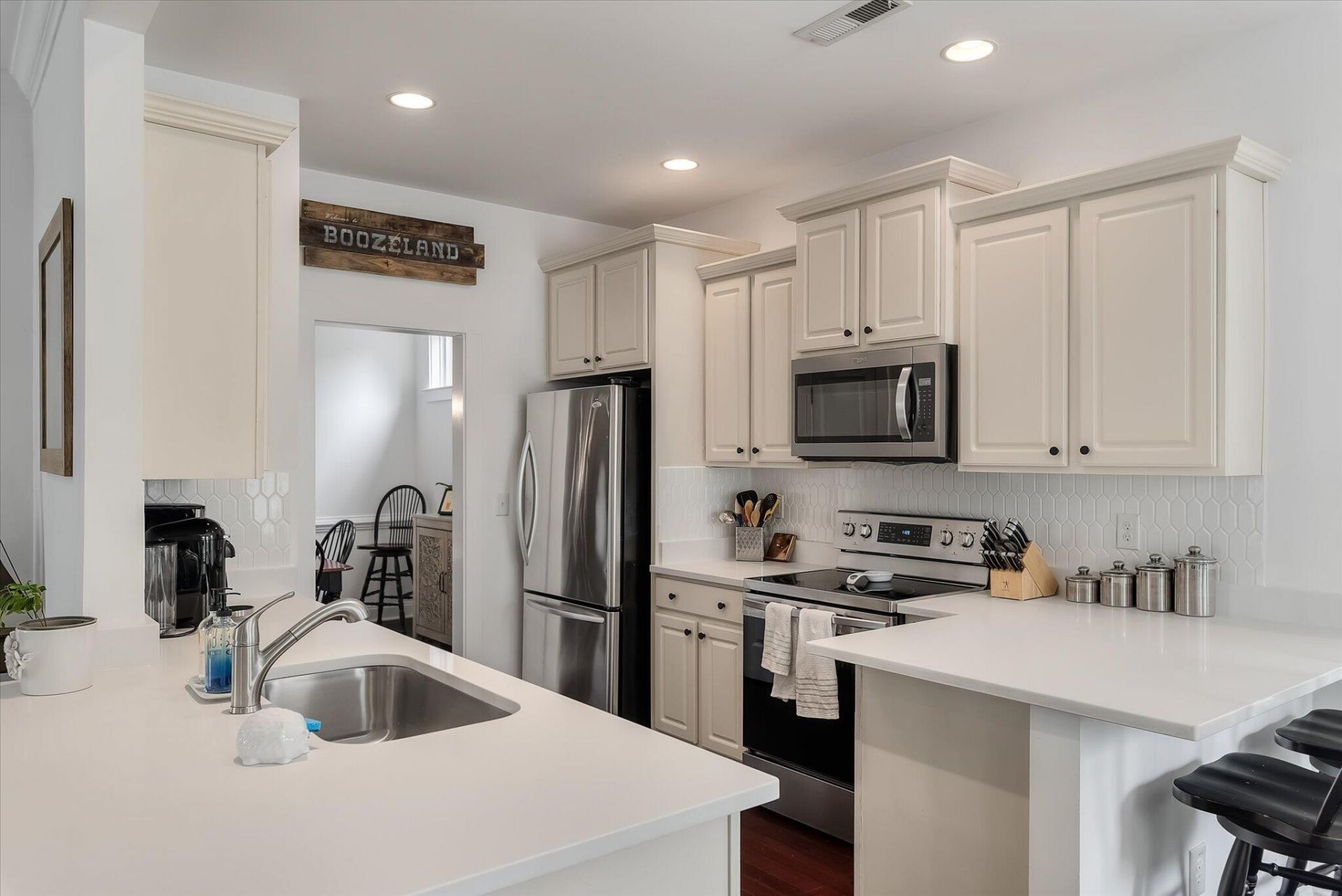 1772 Manassas Drive Photo 12