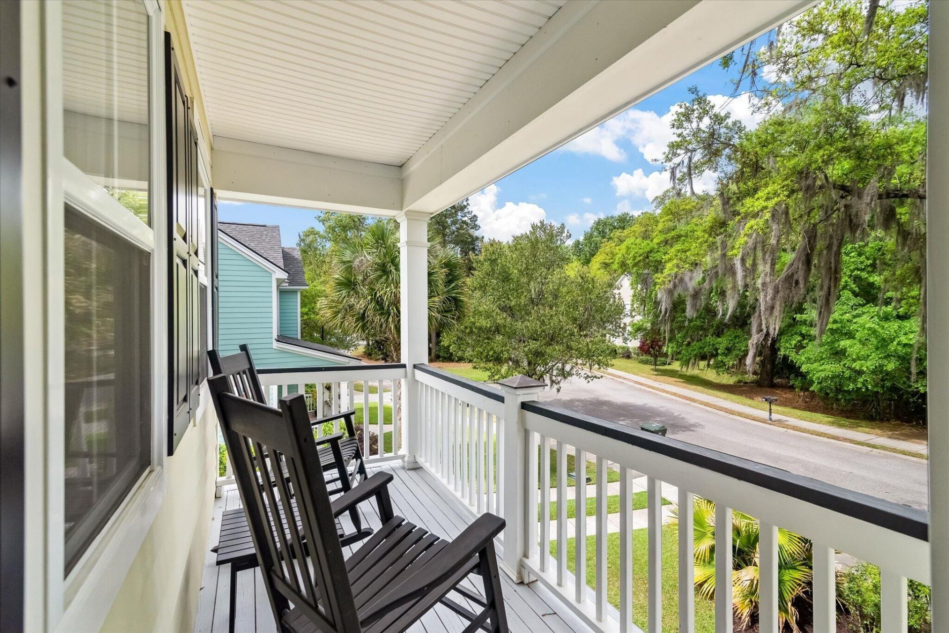 1772 Manassas Drive Photo 3