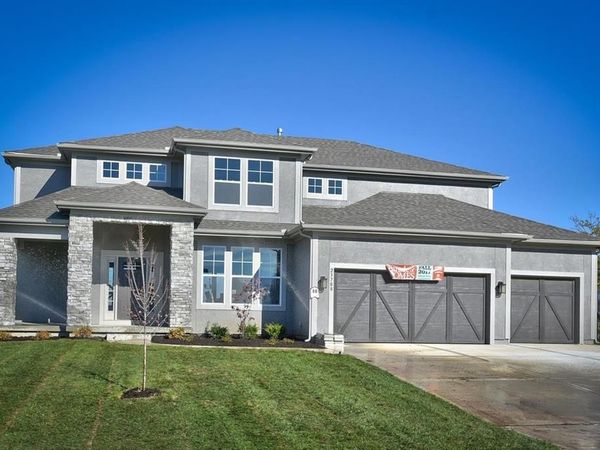 23822 Clear Creek Parkway, Shawnee, KS 66226