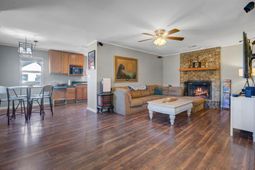 100 John Court photo 4