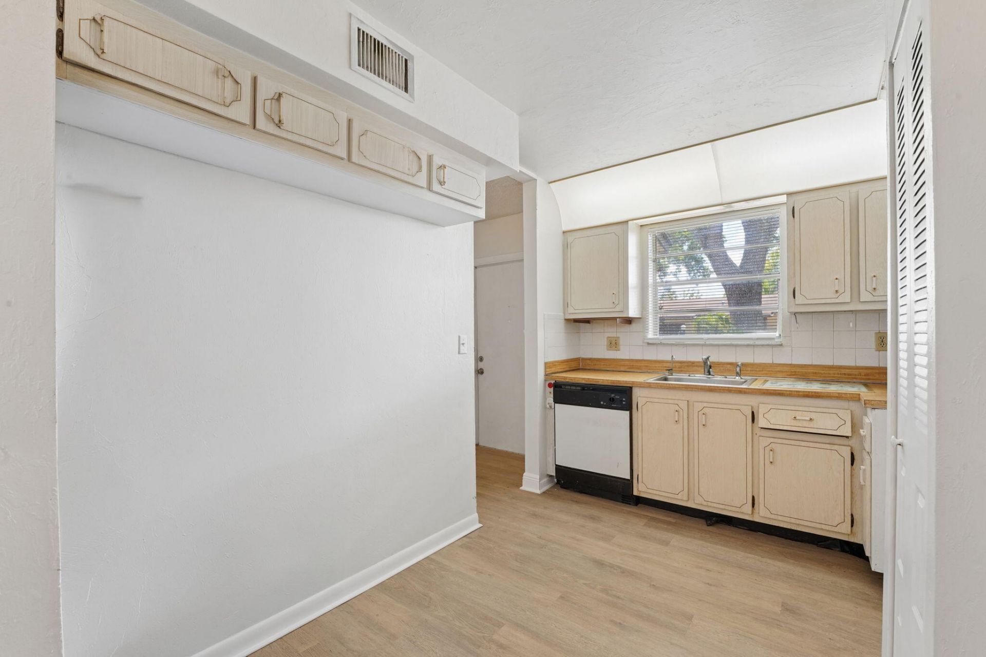 7708 Margate Boulevard, Unit C7-8, Margate, FL 33063 Photo