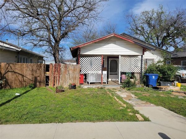 1502 4th Street, Brownwood, TX 76801
