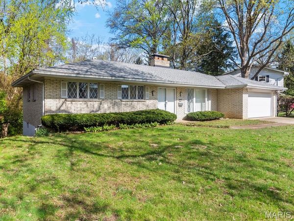 16 Melwood Drive, Belleville, IL 62223