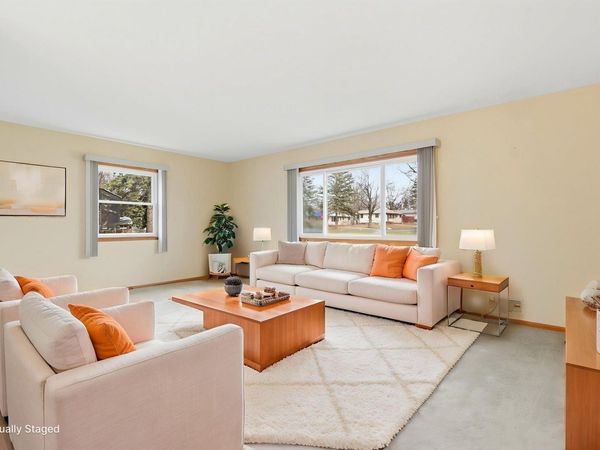 5221 Sumter Avenue N, New Hope, MN 55428