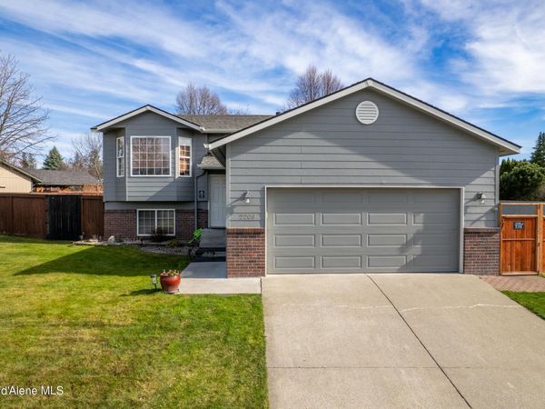 2208 N Stagecoach DR, Post Falls, ID 83854